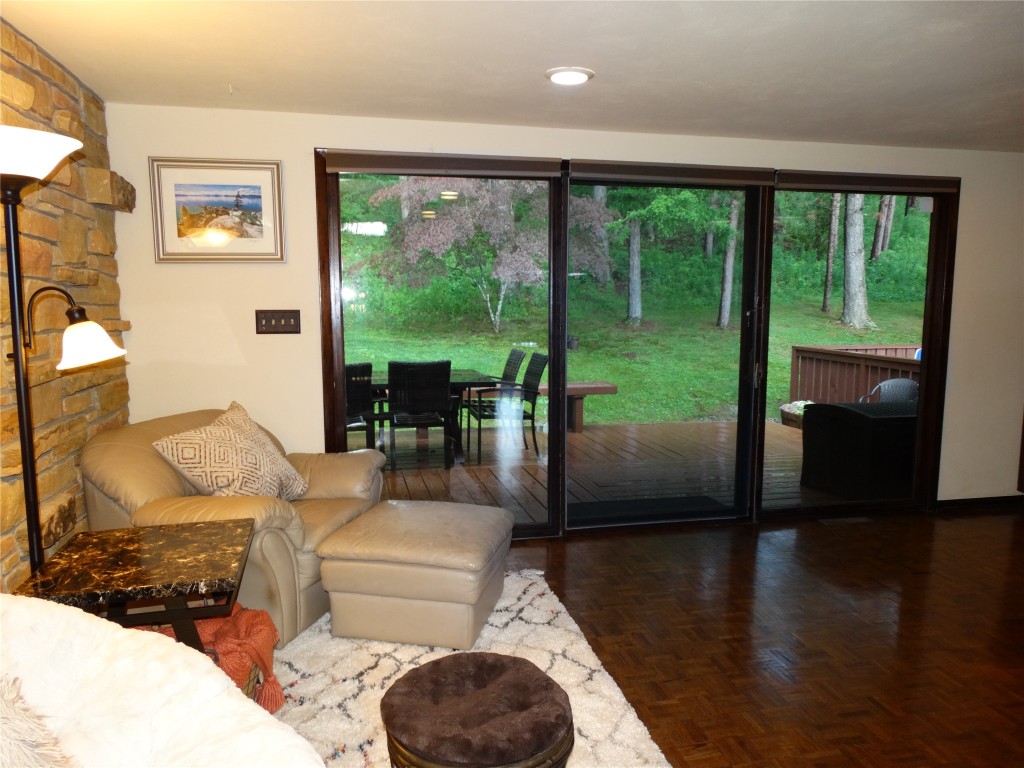 483 Jones Road Vestal, NY 13850 - Photo 9 of 42 Gallery Image 9