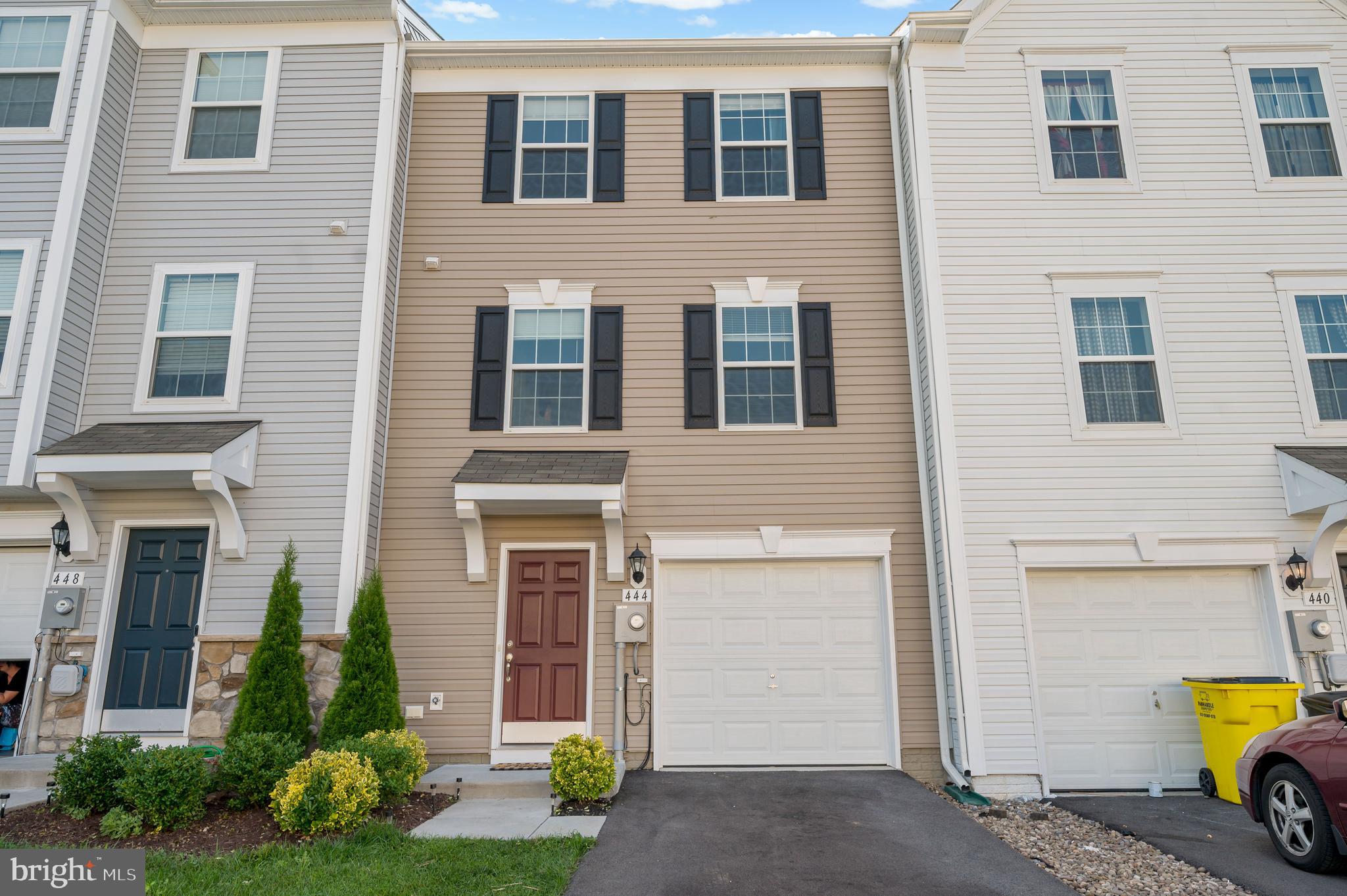 444 Rumbling Rock Road Hedgesville, WV 25427 - Photo 1 of 36 Gallery Image 1