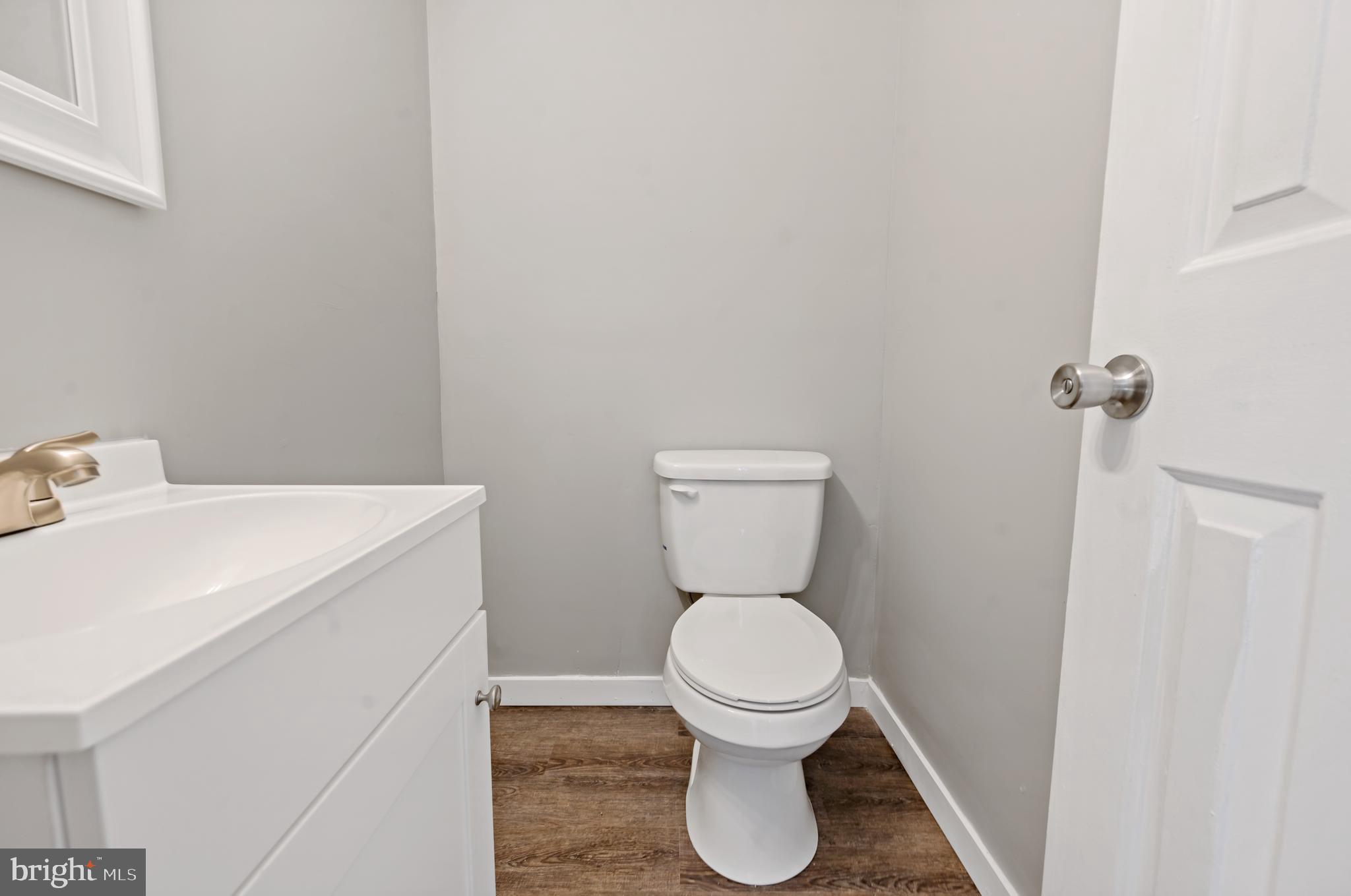444 Rumbling Rock Road Hedgesville, WV 25427 - Photo 6 of 36 Gallery Image 6