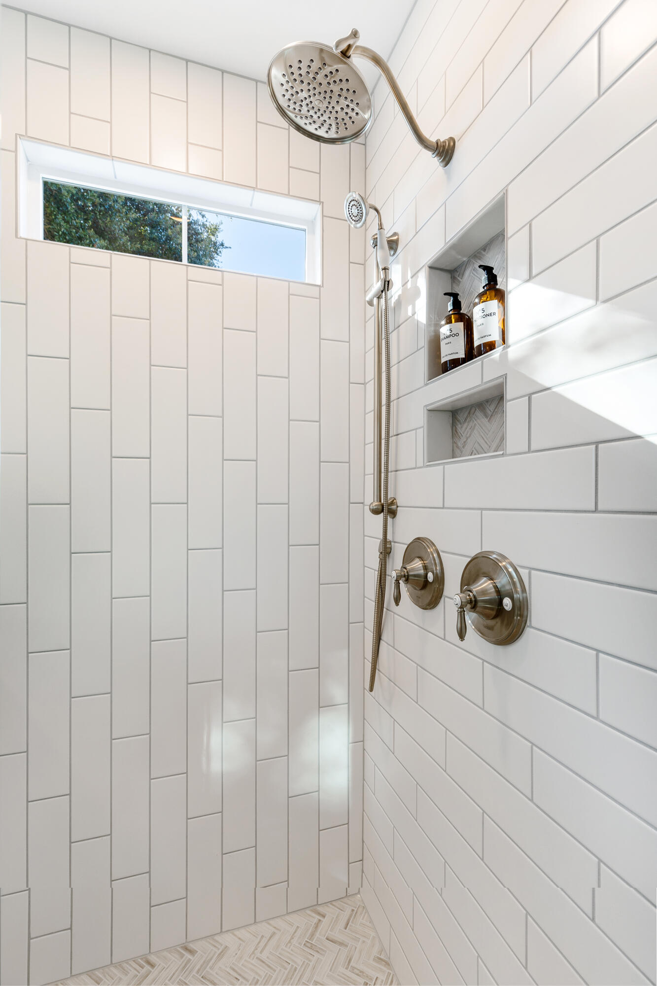 5122 Hut Crk Road Johns Island, SC 29455 - Photo 23 of 60 1107AvenueofOaks-KeenEyeMarketing27