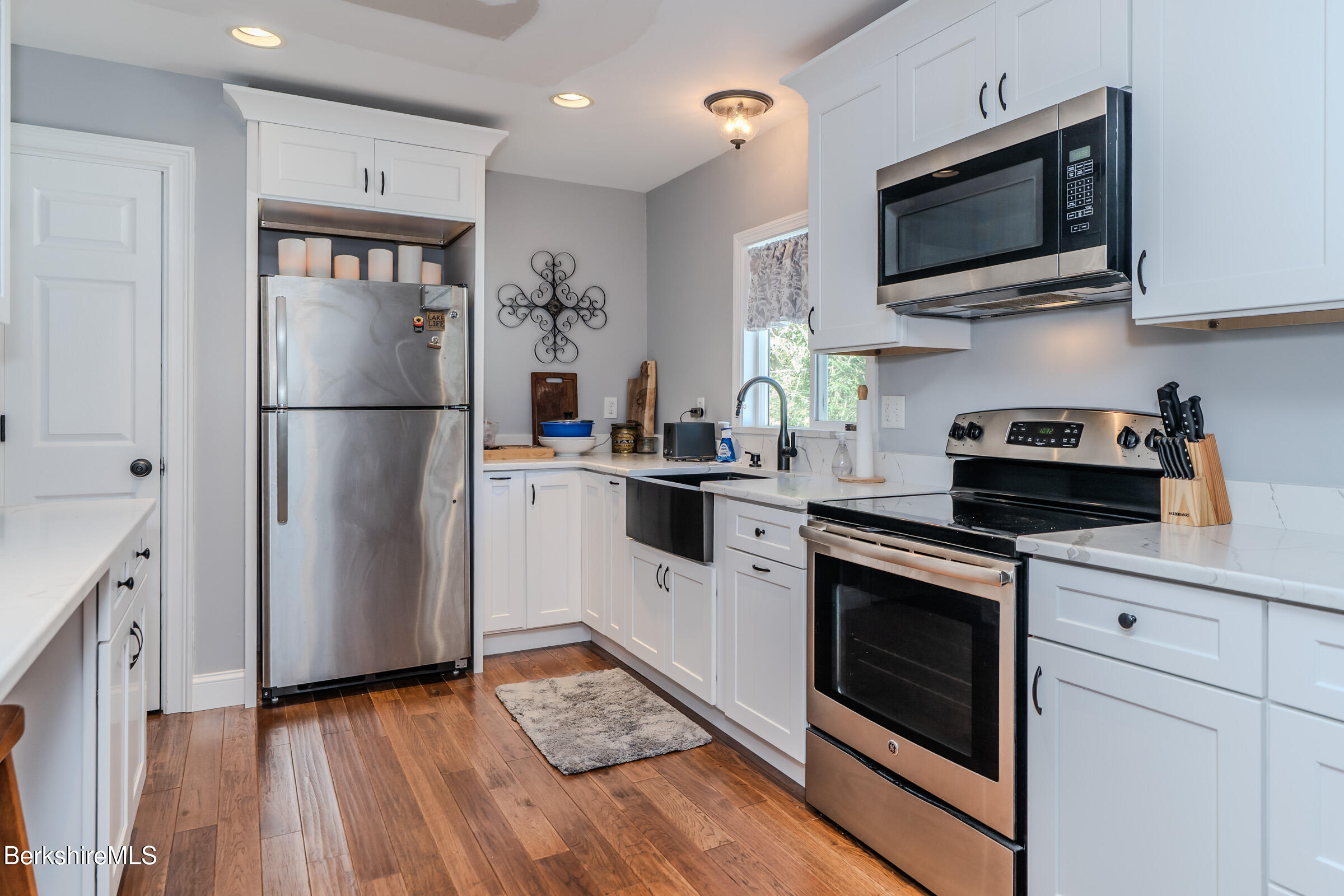 454 Pine Road Otis, MA 01029 - Photo 20 of 37 454 Pine-20