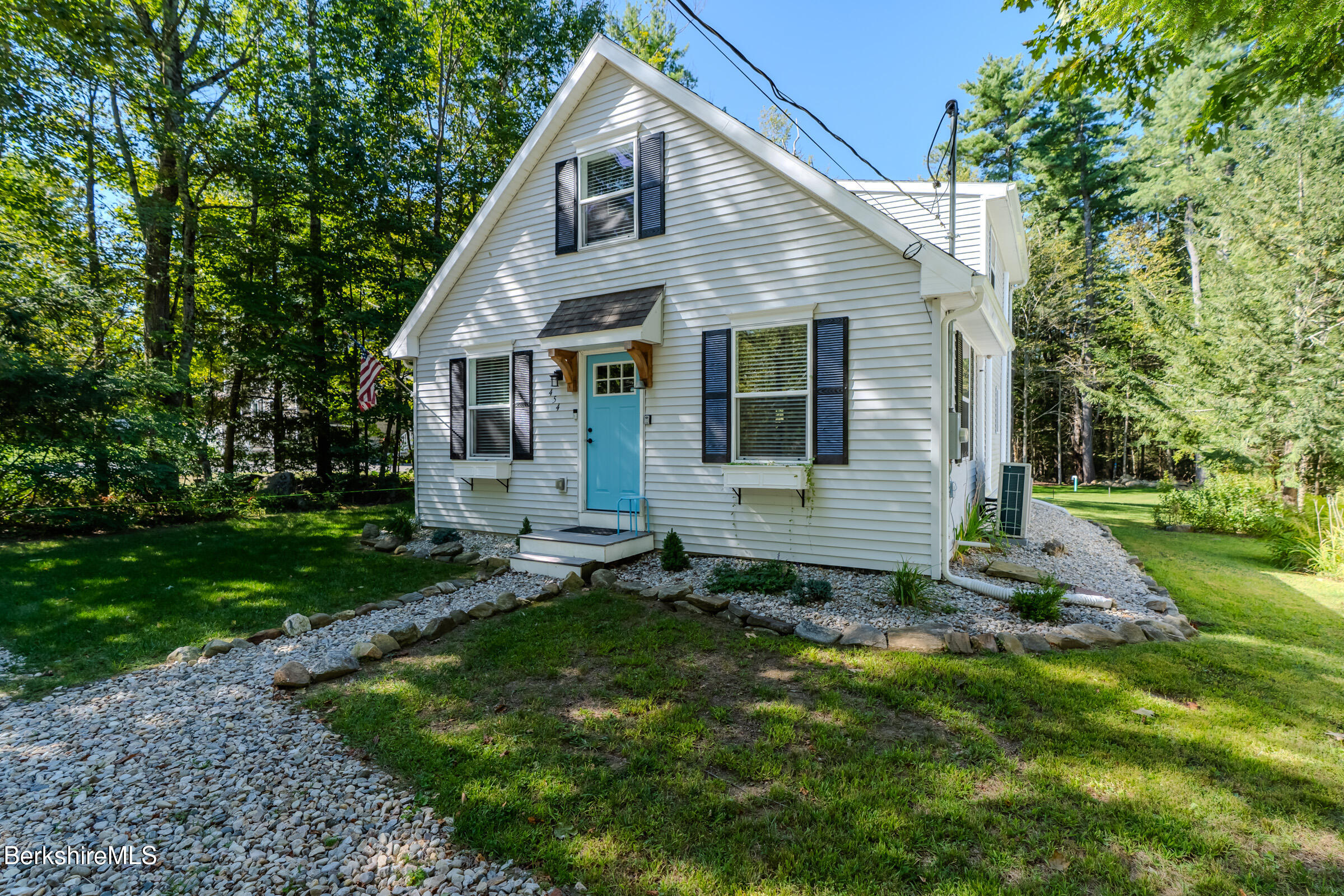 454 Pine Road Otis, MA 01029 - Photo 4 of 37 454 Pine-4