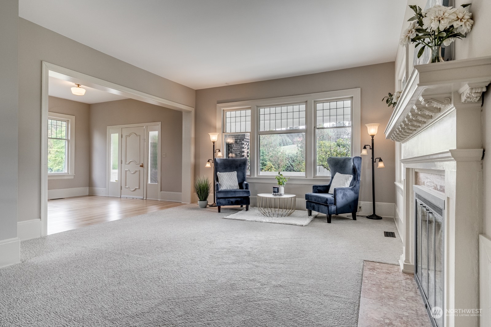 12325 Old Snohomish Monroe Road Snohomish, WA 98290 - Photo 13 of 40 a living room with furniture and a fireplace