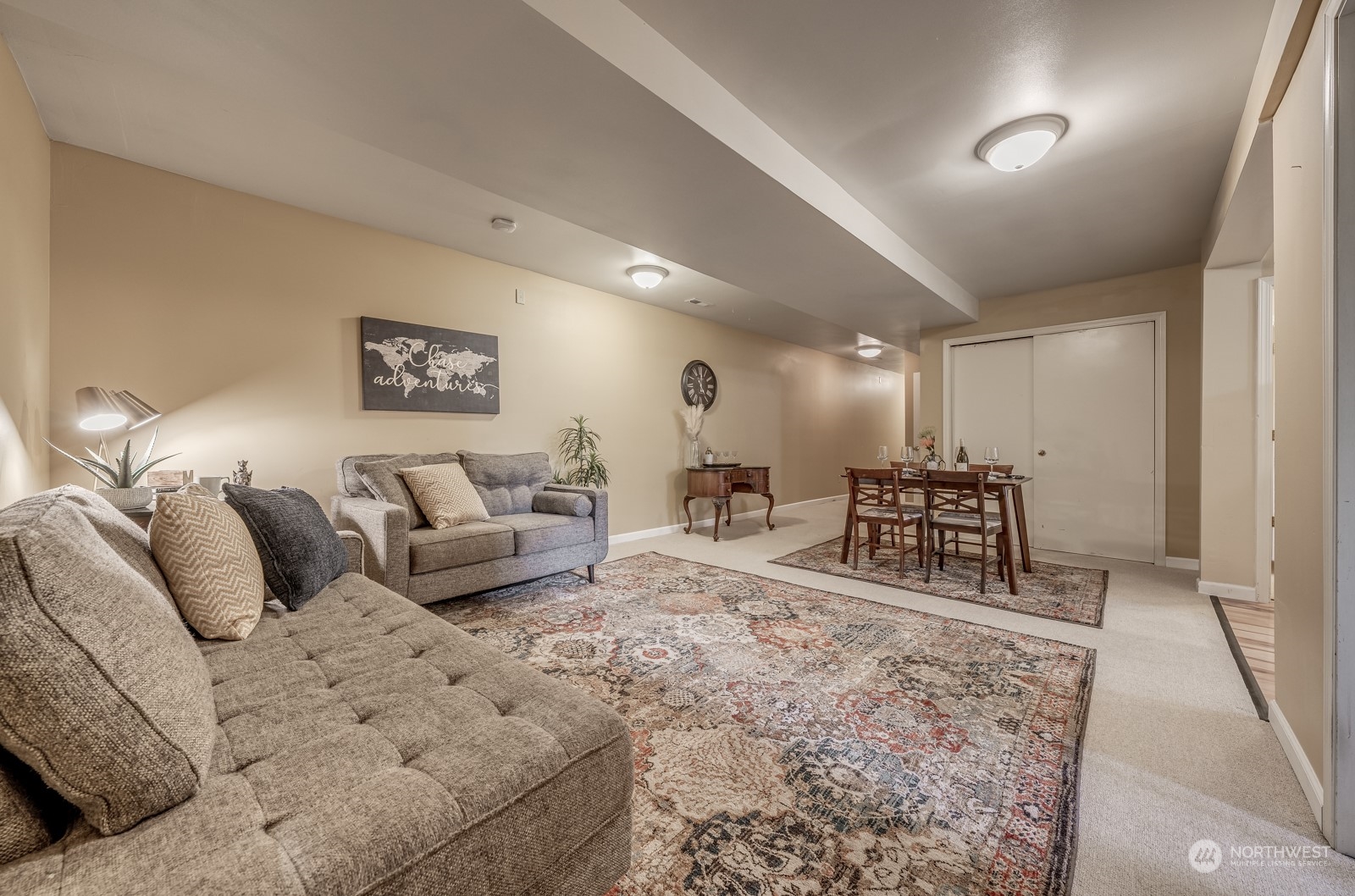 12325 Old Snohomish Monroe Road Snohomish, WA 98290 - Photo 25 of 40 a living room with furniture