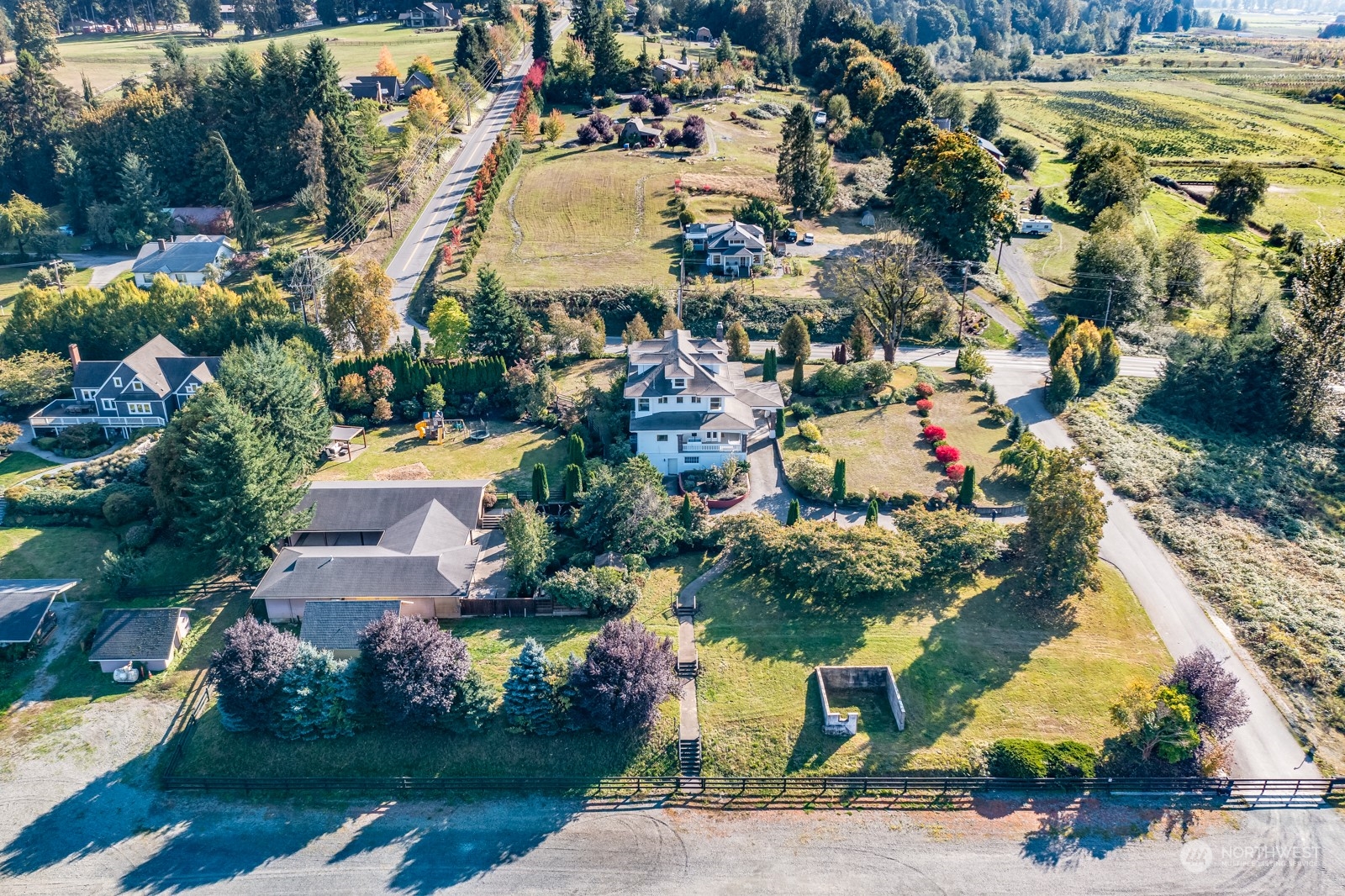 12325 Old Snohomish Monroe Road Snohomish, WA 98290 - Photo 39 of 40 an aerial view of residential house with outdoor space and swimming pool
