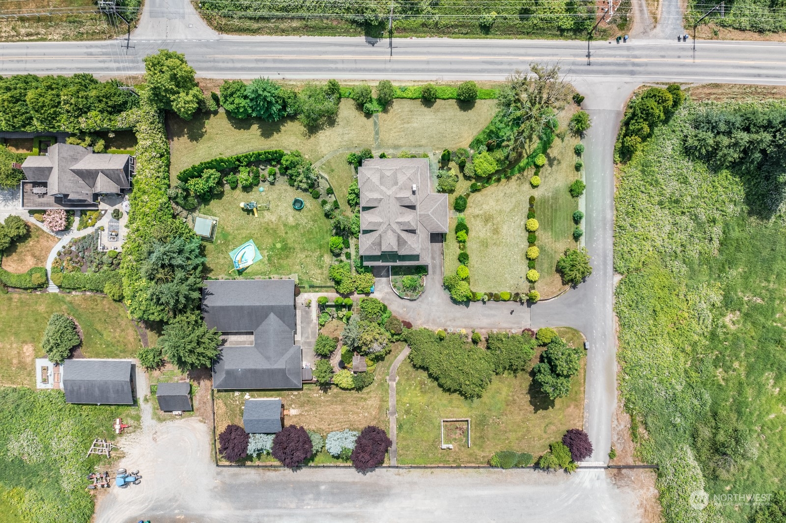 12325 Old Snohomish Monroe Road Snohomish, WA 98290 - Photo 40 of 40 an aerial view of a house with a garden