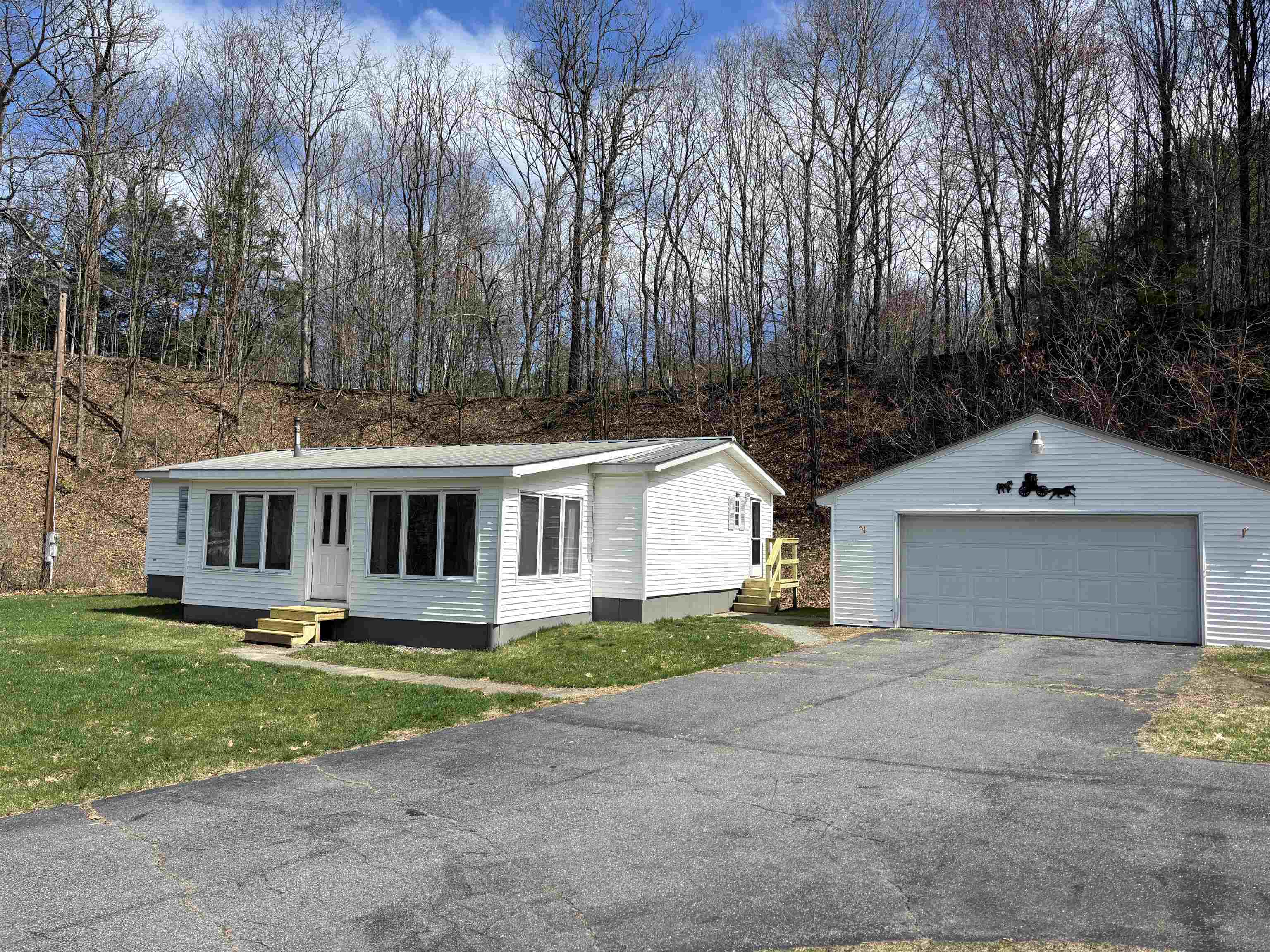 1109 Highway 4A Enfield, NH 03748 - Photo 3 of 27