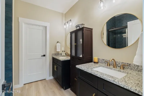 $367,500 | 232 West Stephenson Street, Alcoa, TN 37701