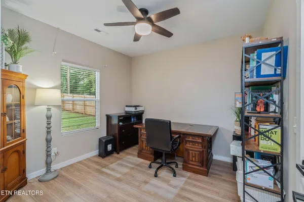 $367,500 | 232 West Stephenson Street, Alcoa, TN 37701