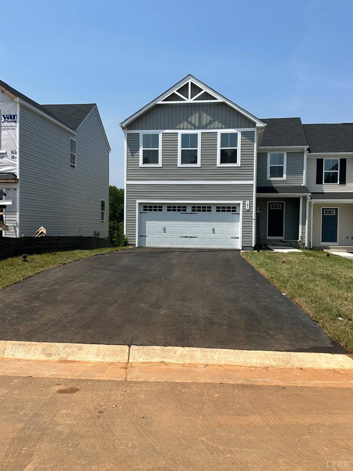 181 Robinia Road Lynchburg, VA 24501 - Photo 1 of 19 Gallery Image 1