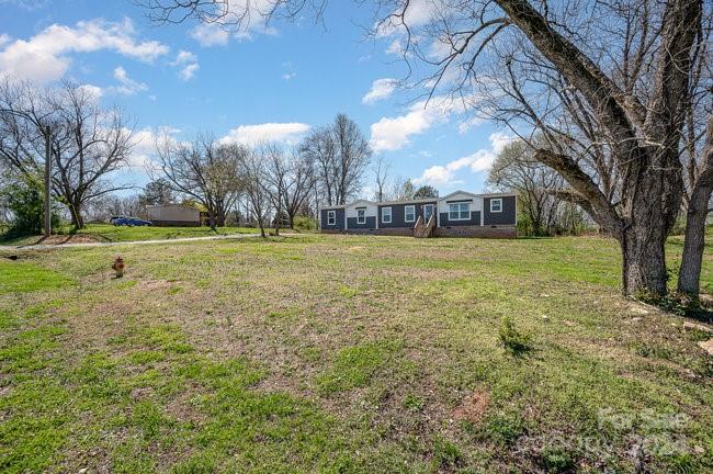 127 Robs Court Grover, NC 28073 - Photo 6 of 34 Gallery Image 6