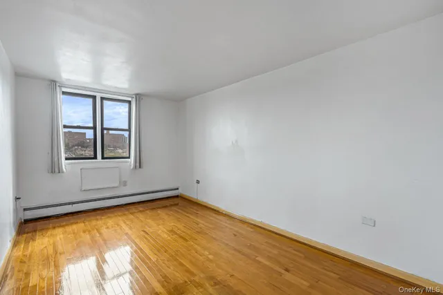 $359,000 | 99-45 60th Avenue, Unit 6J | South Corona