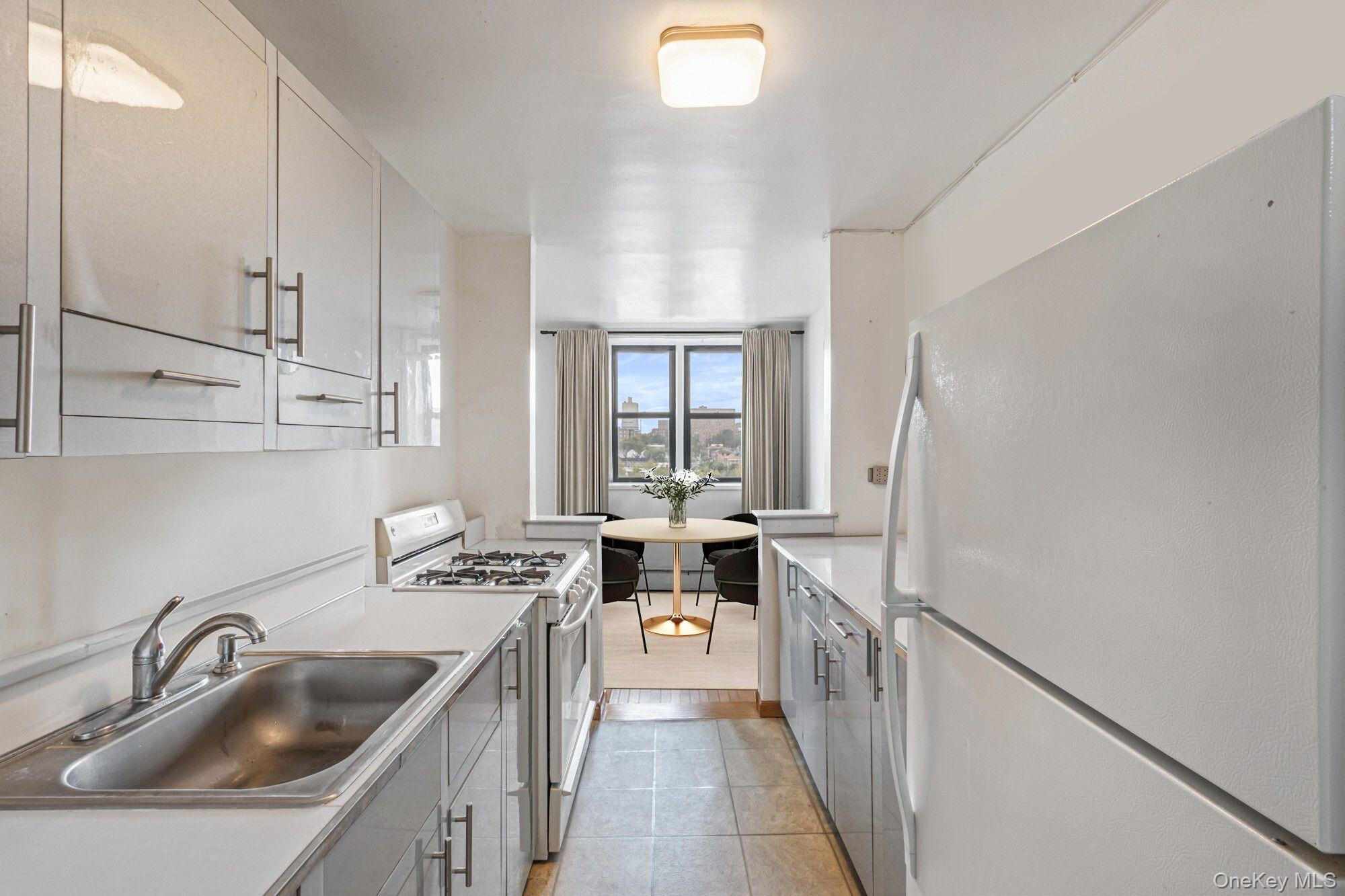 99-45 60th Avenue, Unit 6J Queens, NY 11368 - Photo 7 of 19