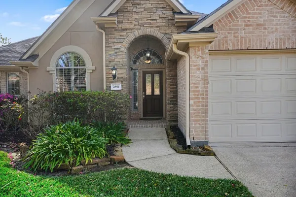 $2,950 | 2891 Tuscania Lane, League City, TX 77573