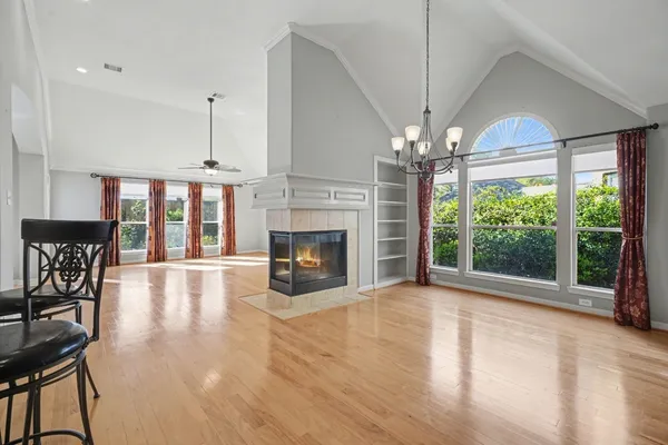 $2,950 | 2891 Tuscania Lane, League City, TX 77573