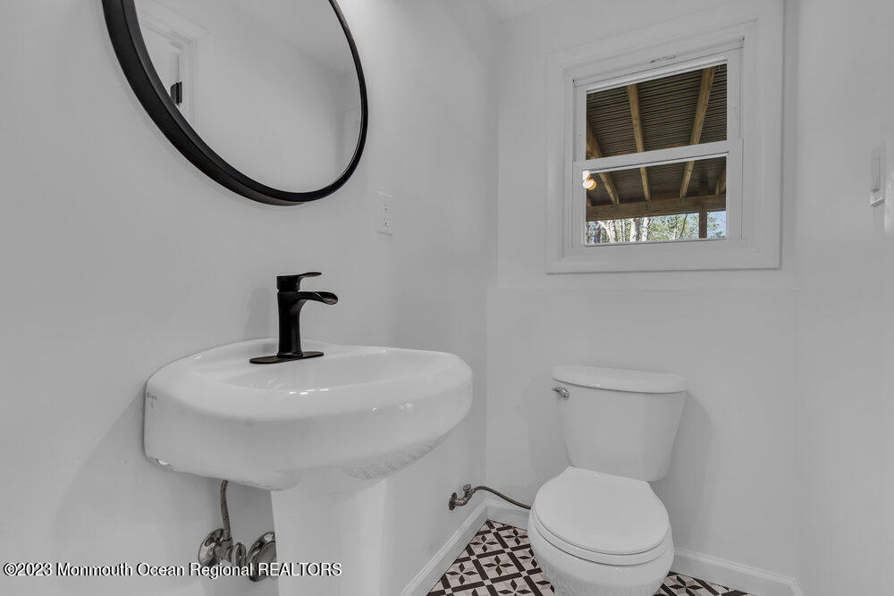 549 Frank Applegate Road Jackson, NJ 08527 - Photo 17 of 35 042_dsc06367