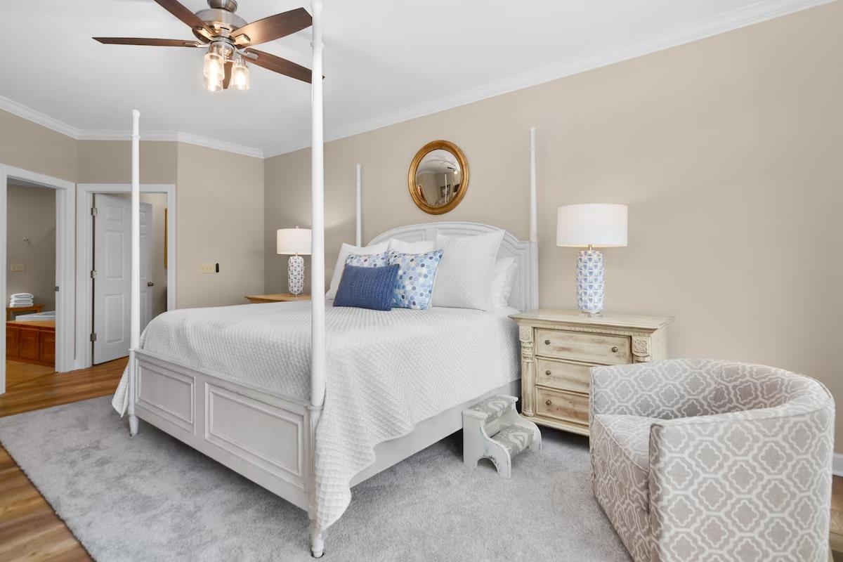 505 Sailboat Point Savannah, TN 38372 - Photo 13 of 40 a bedroom with a bed and painting on the wall