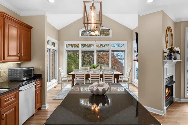 $1,699,000 | 505 Sailboat Point, Savannah, TN 38372