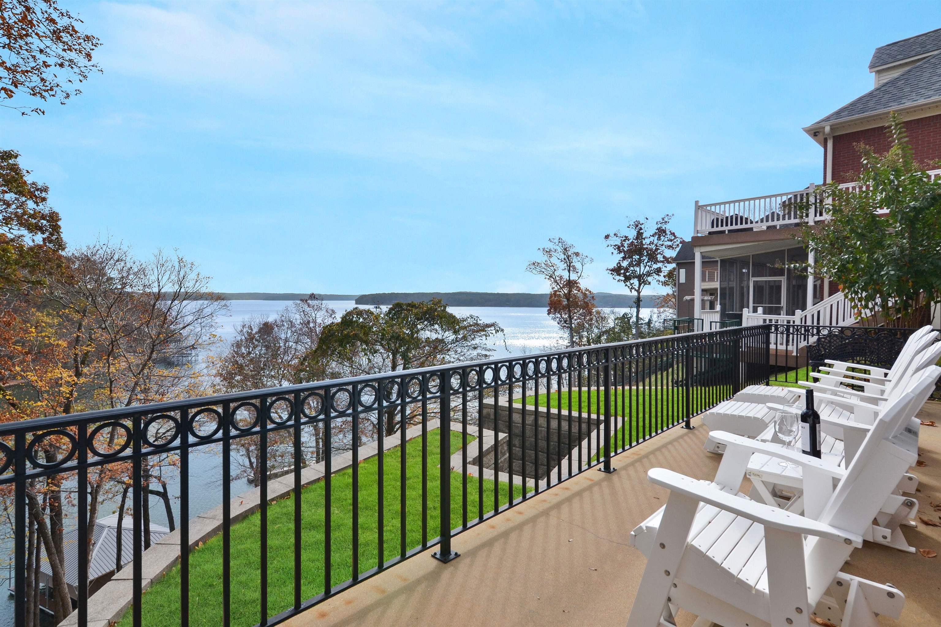 505 Sailboat Point Savannah, TN 38372 - Photo 34 of 40 a view of a balcony with wooden chairs