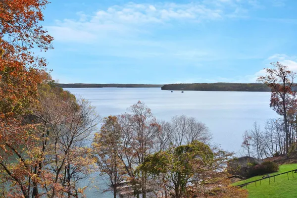$1,649,000 | 505 Sailboat Point, Savannah, TN 38372