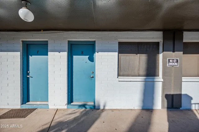 $799 | 3025 North 32nd Street, Unit 8, Phoenix, AZ 85018