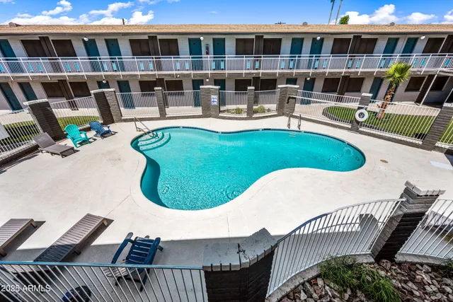 $799 | 3025 North 32nd Street, Unit 8, Phoenix, AZ 85018