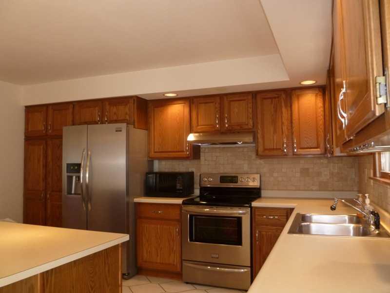 2720 Fernwald Road Pittsburgh, PA 15217 - Photo 4 of 21 Kitchen. New hardware & backsplash!