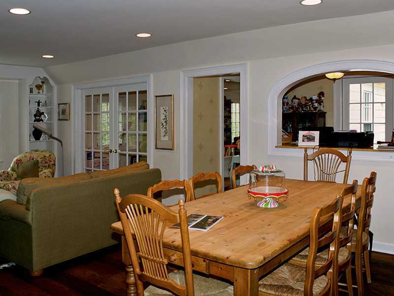 28 Leeward Lane Riverside, CT 06878 - Photo 6 of 23 a dining room with furniture and window