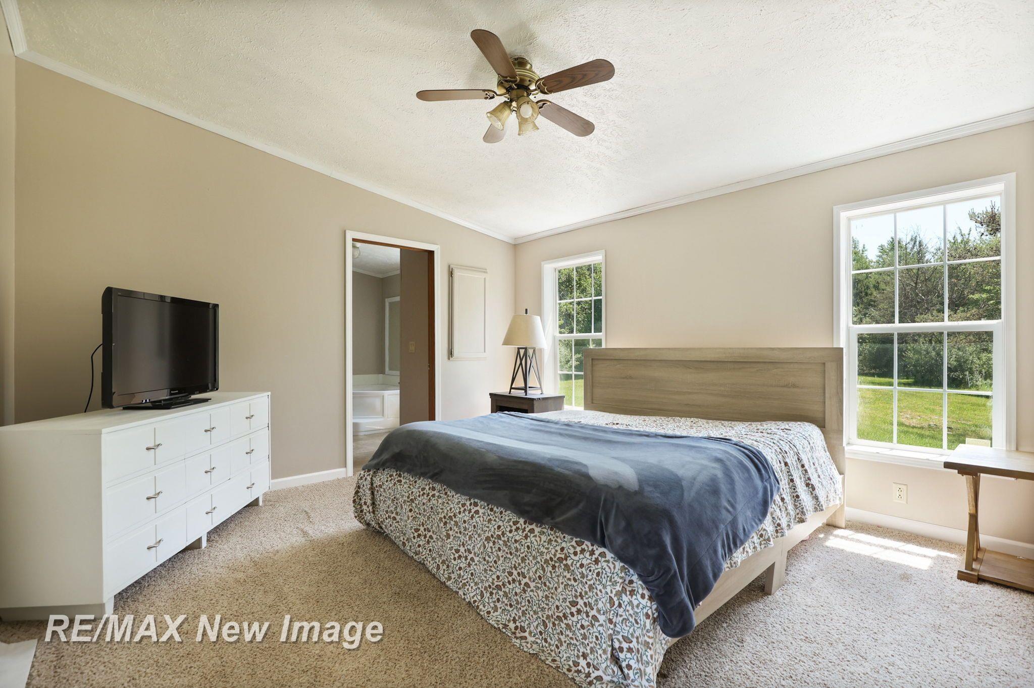 15905 West Burt Road Chesaning, MI 48616 - Photo 23 of 76 50143281-d3477618-96d5-4d21-825f-52336c3db3f8.JPG