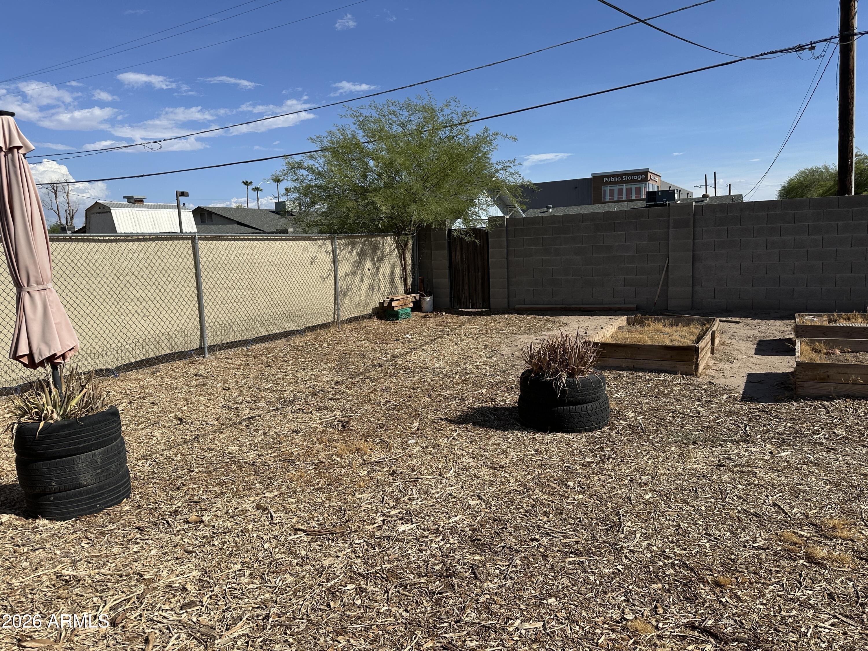 925 East Henry Street Tempe, AZ 85288 - Photo 21 of 21 a view of a backyard
