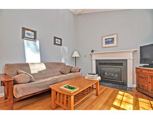 12 Robbins Road Foxboro, MA 02035 - Photo 8 of 30 Gallery Image 8