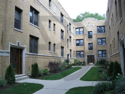 $1,795 | 2653 North Spaulding Avenue, Unit 2E, Chicago, IL 60647
