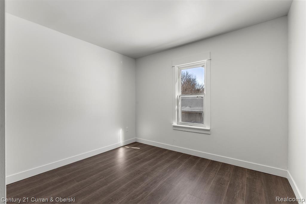 4296 Burgess Road Pinckney, MI 48169 - Photo 14 of 40