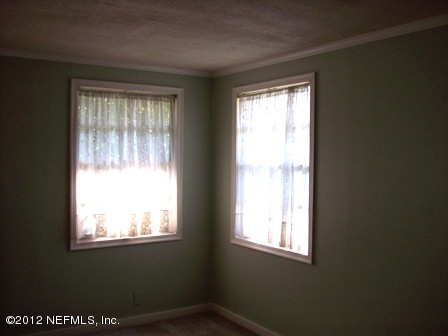 6400 Bay Ridge Road Jacksonville, FL 32216 - Photo 13 of 20 BR 1 Windows