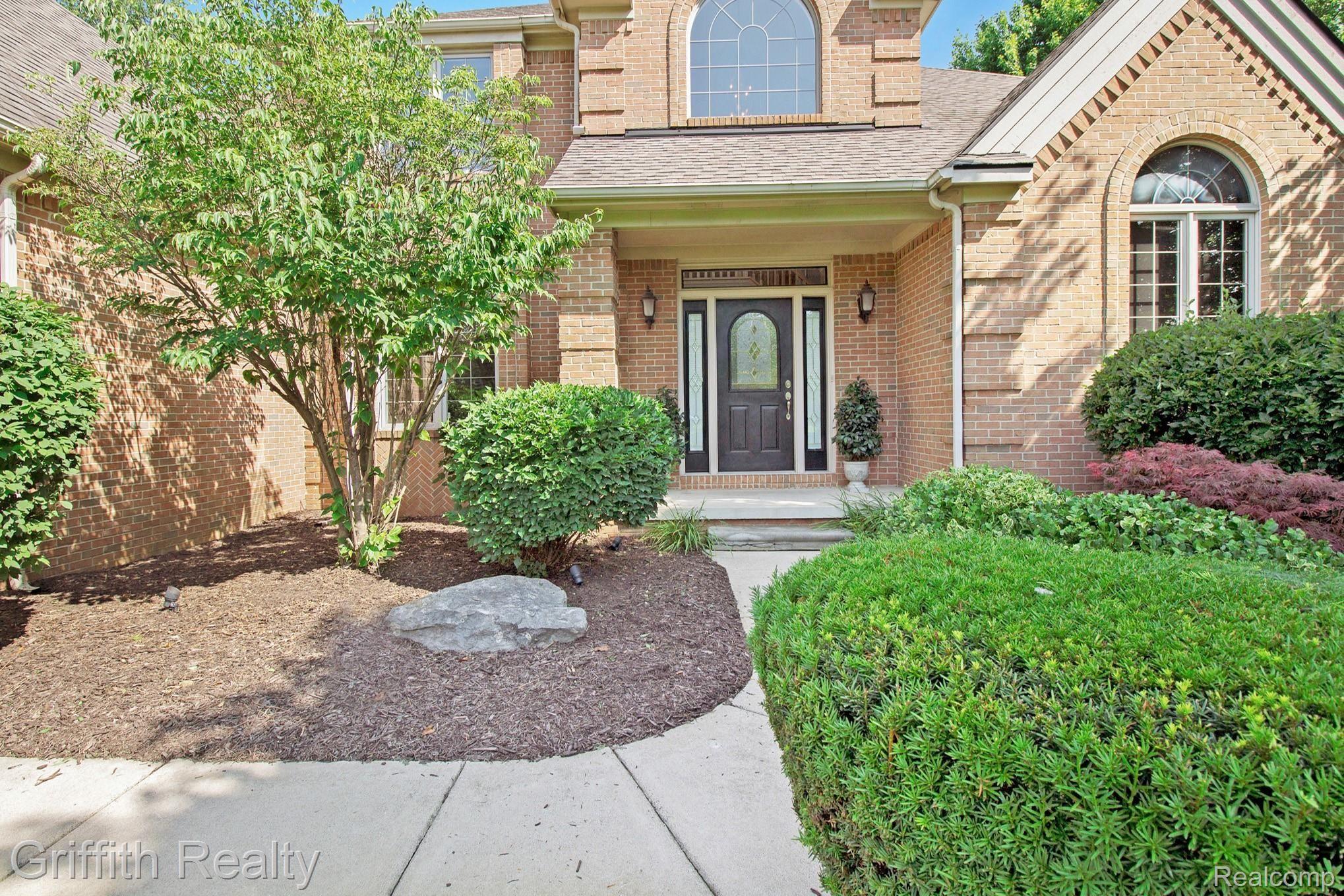 9617 Quail Ridge Run Brighton, MI 48114 - Photo 20 of 29 IMG_6814.jpg