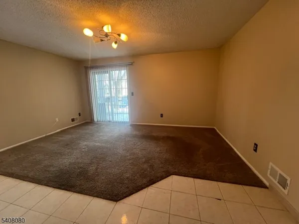 $2,650 | 540 Holly Court, Mahwah, NJ 07430
