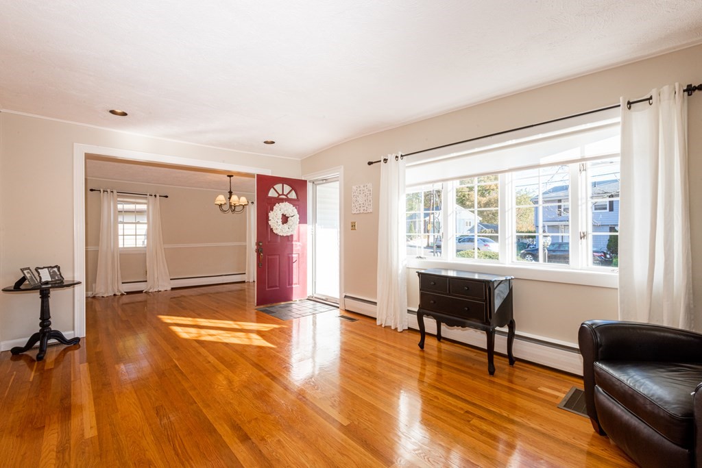 188 Edgemere Road Lynn, MA 01904 - Photo 15 of 41 Gallery Image 15