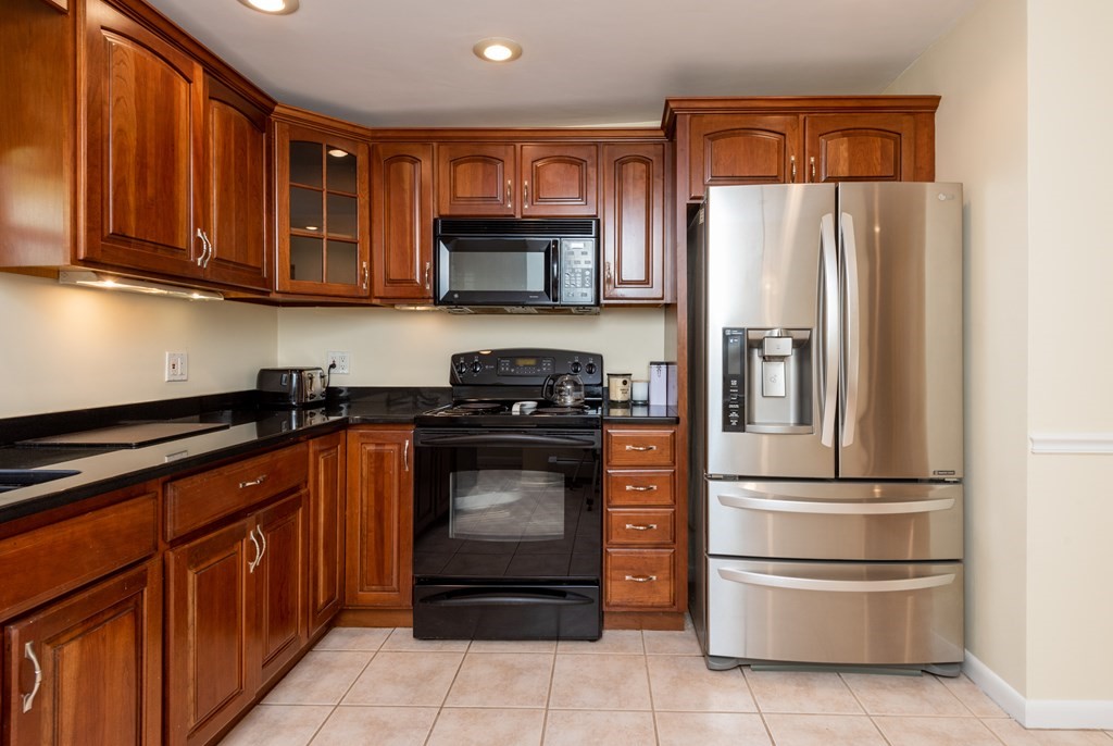 188 Edgemere Road Lynn, MA 01904 - Photo 25 of 41 Gallery Image 25