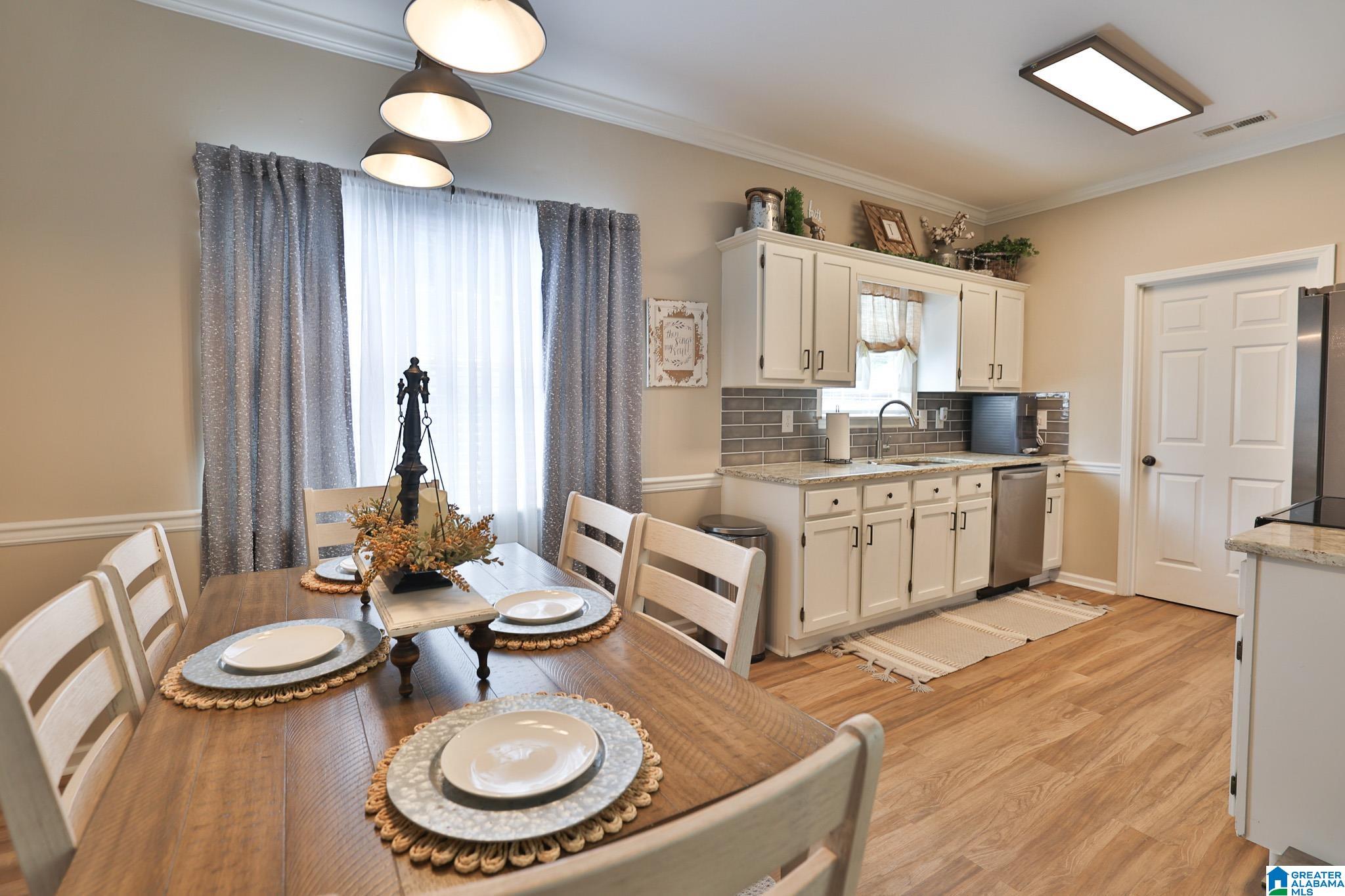 1528 Oliver Road Leeds, AL 35094 - Photo 12 of 32