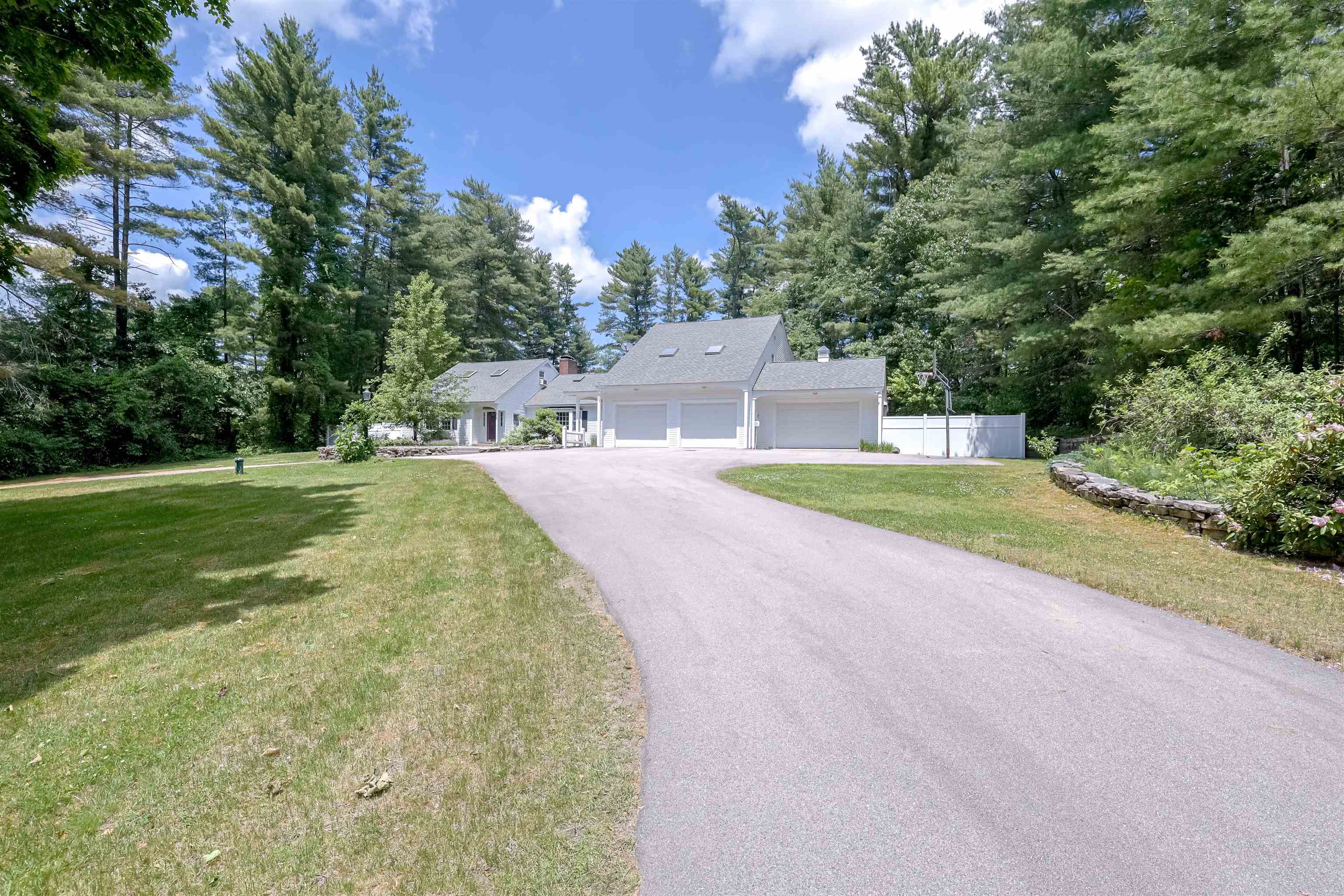 15 Pinewood Drive Amherst, NH 03031 - Photo 4 of 45
