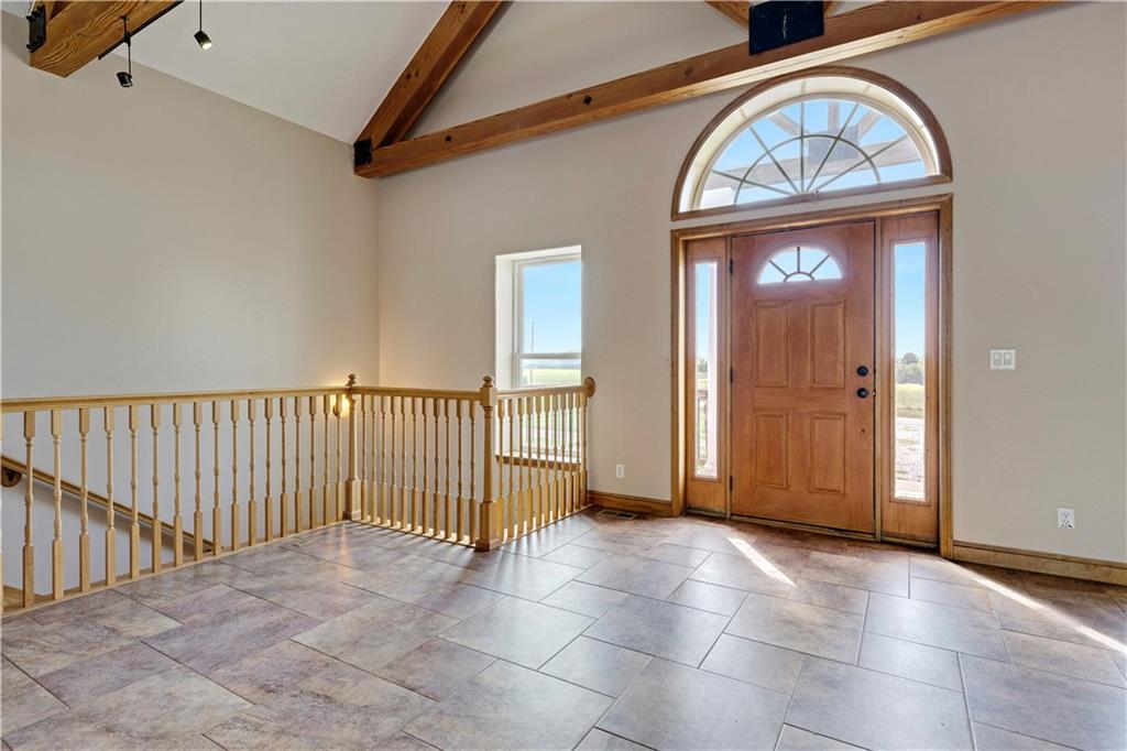 20660 Mission Road Stilwell, KS 66085 - Photo 13 of 67 Gallery Image 13
