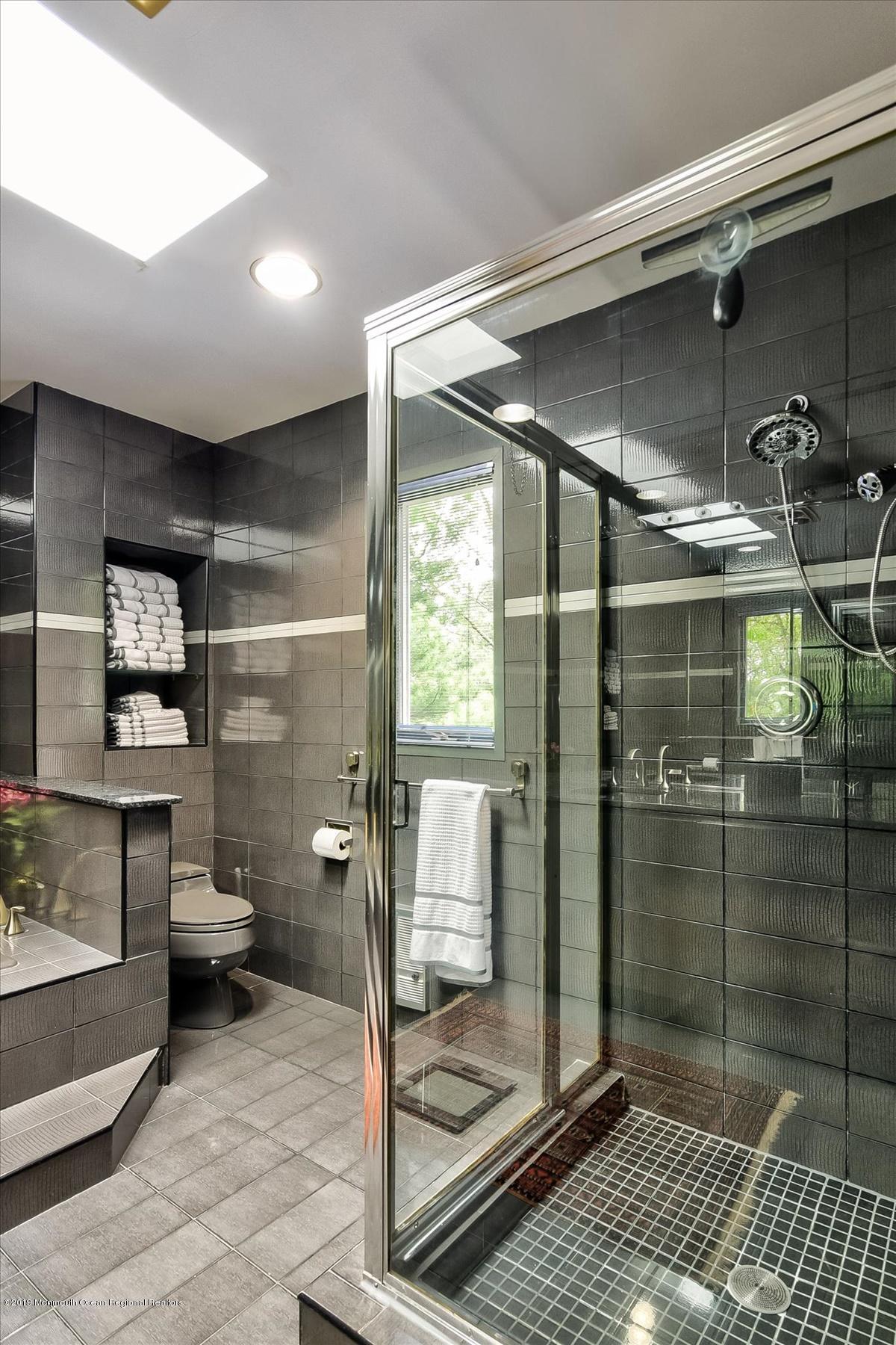 4 Floyd Wyckoff Road Morganville, NJ 07751 - Photo 23 of 28 Second Floor Master Bath 2