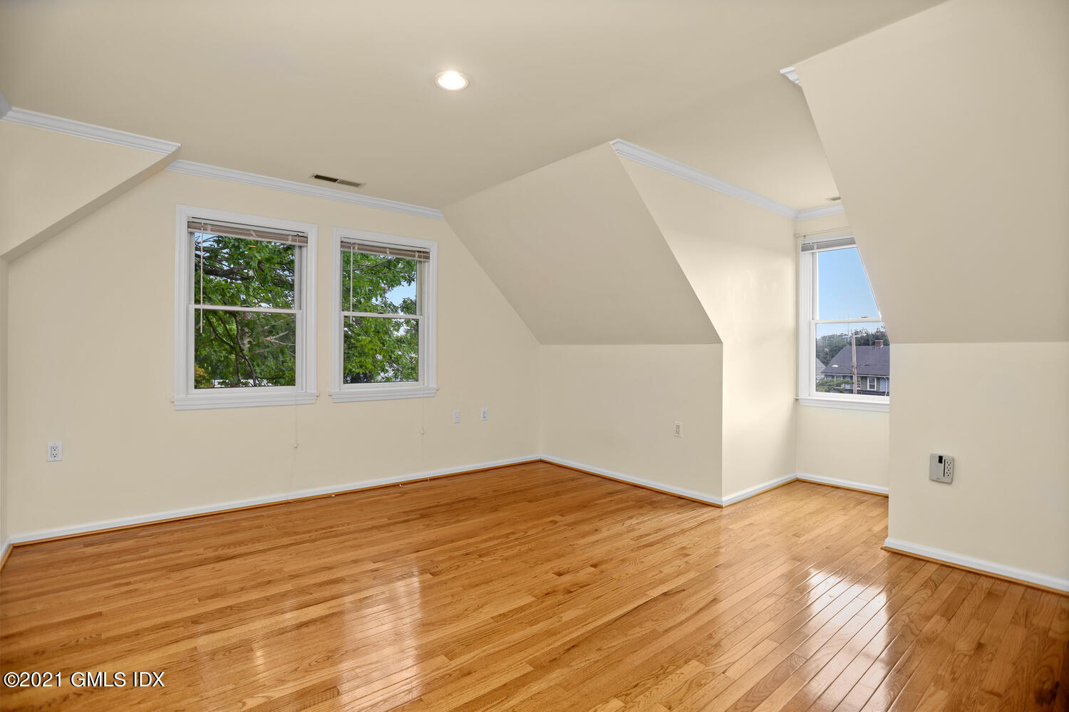 284 Glenbrook Road Stamford, CT 06906 - Photo 31 of 45 a view of empty room with window
