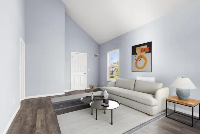 $205,500 | 2906 Buckingham Drive, Rockford, IL 61107