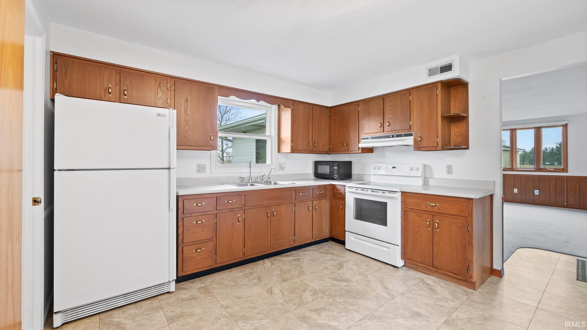 11011 Paulding Road New Haven, IN 46774 - Photo 14 of 34