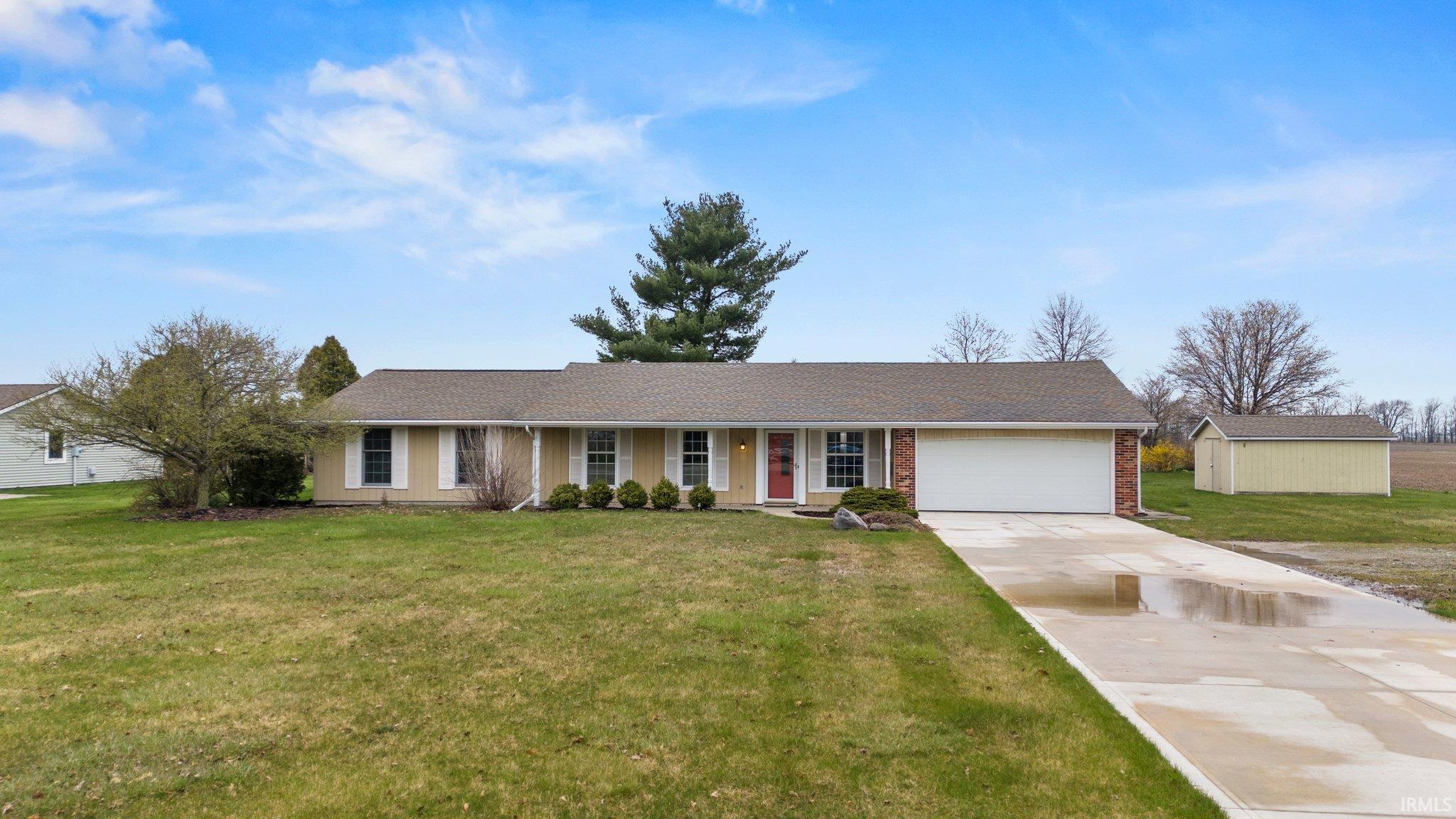 11011 Paulding Road New Haven, IN 46774 - Photo 2 of 34