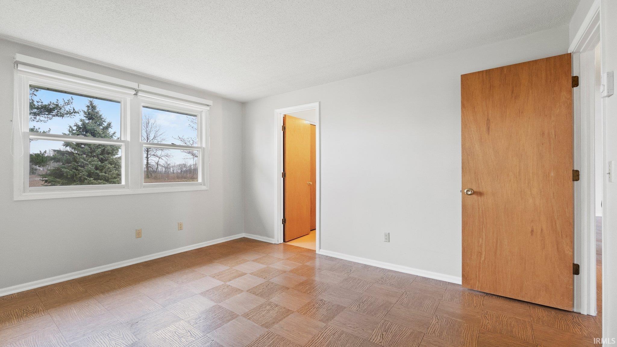 11011 Paulding Road New Haven, IN 46774 - Photo 27 of 34