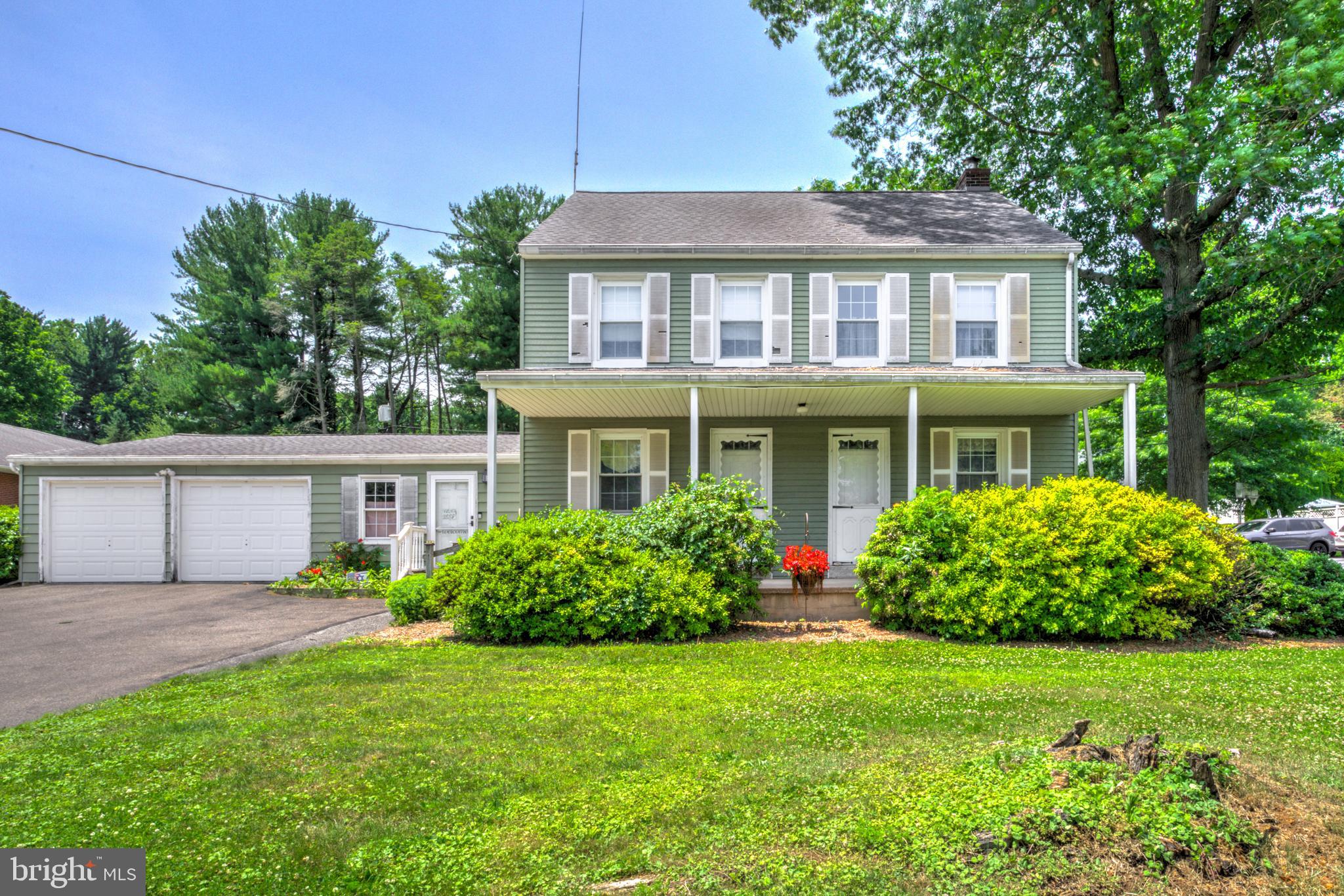 162 School House Road Lancaster, PA 17603 - Photo 1 of 44
