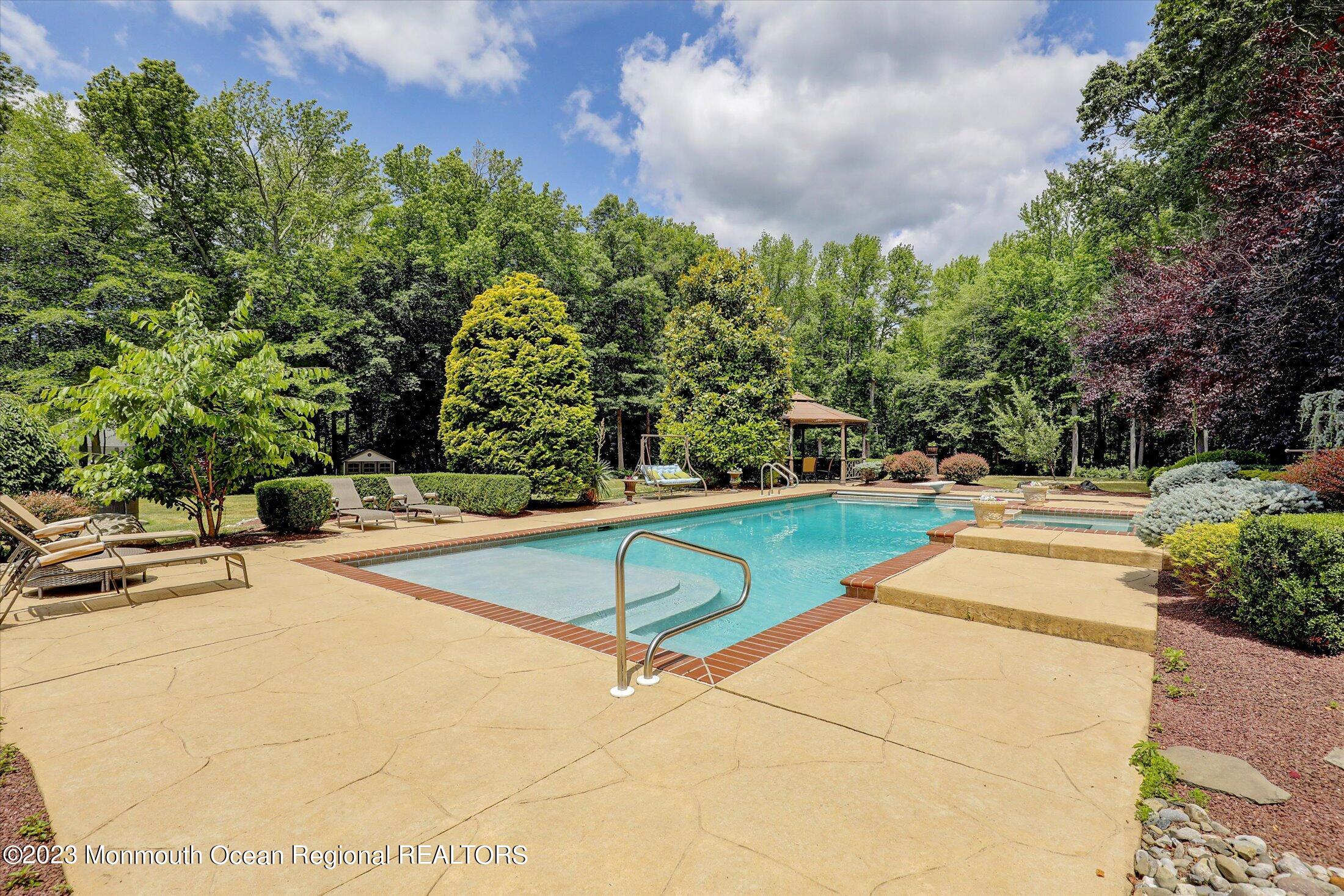 95 Station Road Morganville, NJ 07751 - Photo 20 of 71 57-Pool