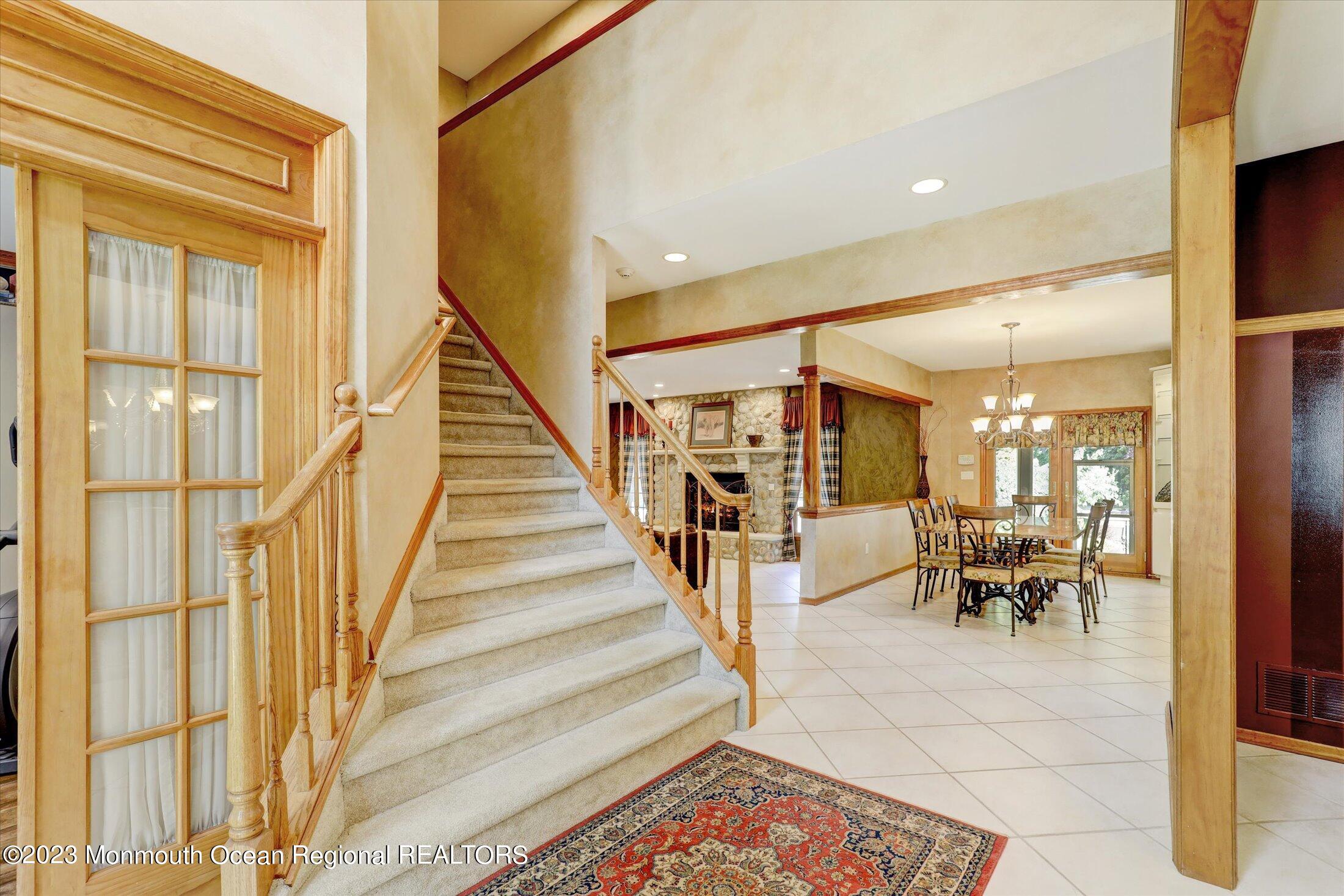 95 Station Road Morganville, NJ 07751 - Photo 30 of 71 12-Foyer